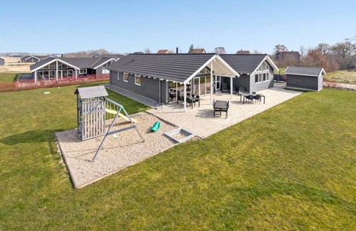 Høruphav House | 265 m² House ∙ 6 bedrooms ∙ 16 guests