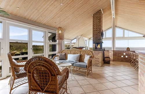 Hirtshals House | 273 m² House ∙ 4 bedrooms ∙ 8 guests