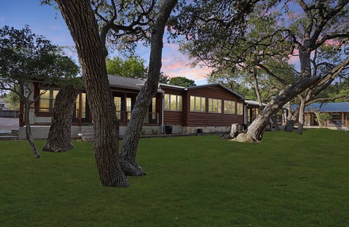 Wimberley House | 279 m² House ∙ 5 bedrooms ∙ 18 guests