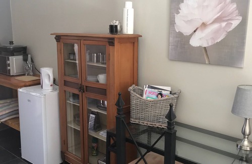 Kimberley Bed & Breakfast | 28 La Rochelle Bed & Breakfast