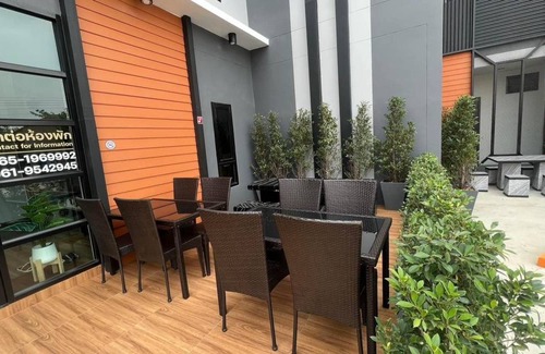 Kham Yai Hotel | 28 m² Hotel ∙ 5 bedrooms ∙ 10 guests