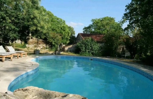Serignac House | 280 m² House ∙ 5 bedrooms ∙ 13 guests
