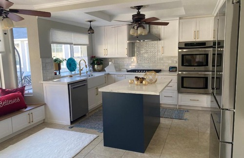 Santa Clarita House | 28234 Kenton Ln