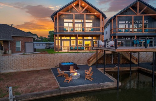 Cedar Creek Reservoir House | 288 m² House ∙ 6 bedrooms ∙ 18 guests
