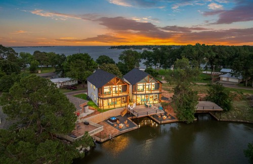 Cedar Creek Reservoir House | 288 m² House ∙ 6 bedrooms ∙ 18 guests