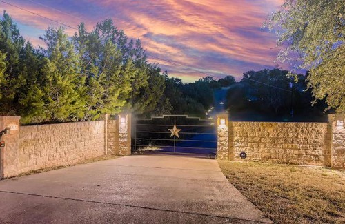 Spicewood Villa | 288 m² Villa ∙ 7 bedrooms ∙ 28 guests