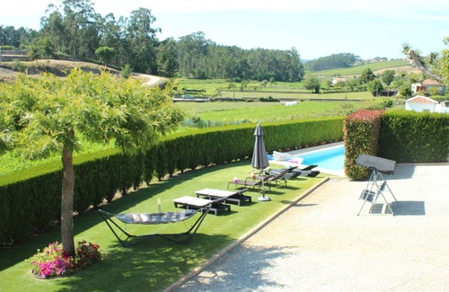 Paradela House | 290 m² House ∙ 3 bedrooms ∙ 6 guests