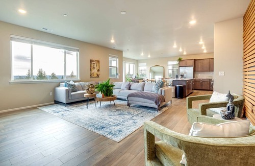 West Hills House | 295 m² House ∙ 4 bedrooms ∙ 8 guests