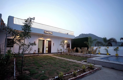 Bedla Villa | 2B Luxury Villa with Mountain View