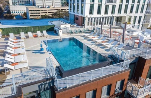 Civic District Condo | 2BD/Austin - Full Kitchen, W/D, Balcony, Fire Pit!