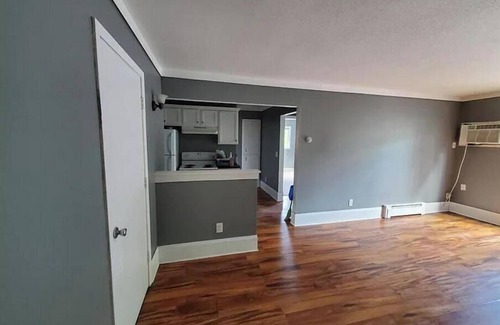 Maplewood House | 2bd Cozy Retreat Apartment