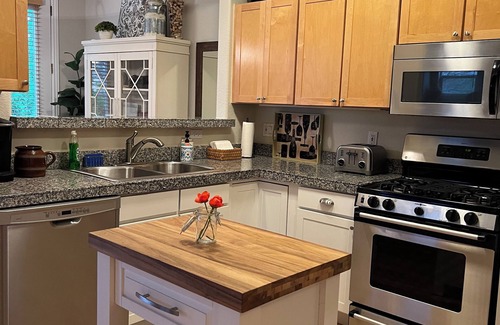 Speer Condo | 2Bed 2bath Condo Wash Park