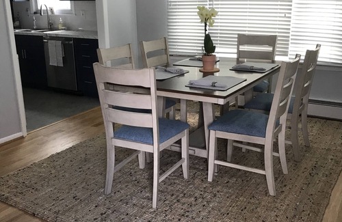 Stonington House | 2bed/2bath with water views, large deck, walking distance to beach/restaurants