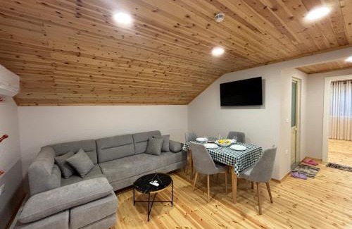 Kamez Apartment | 2Bedroom Apartment,free parking 06