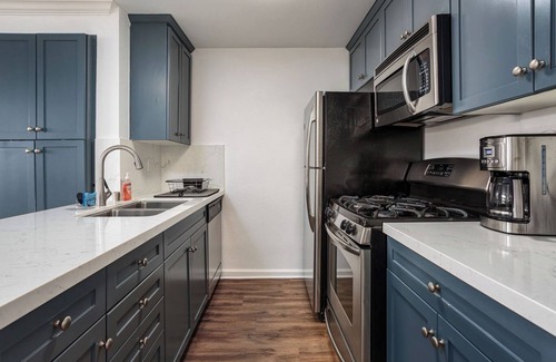 Hollywood Condo | 2BR 2Bath Condo in Historic Hollywood
