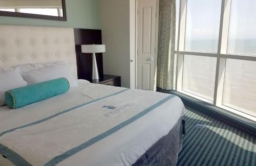 Downtown Myrtle Beach Apartment | 2BR Condo w oceanfront views & pools