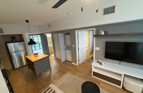 Addicks Apartment | 2BR Cozy & Lux Houston High-Rise