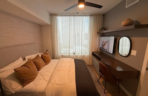 Addicks Apartment | 2BR Cozy & Lux Houston High-Rise