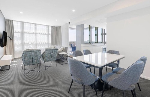 Zetland Apartment | 2BR Defries Avenue, Zetland, New South Wales