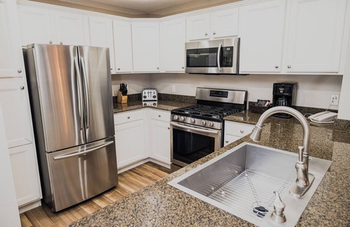Reunion Apartment | 2BR Family Villa | Pool, Waterpark, Golf, Tennis & Views!