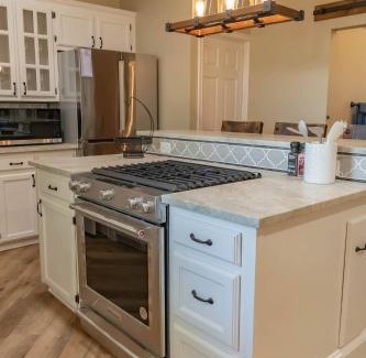 Forestburg House | 2br Forestburg Near Wineries & State Parks