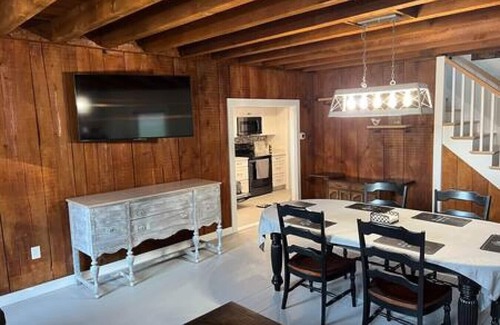 Arnot Cabin | 2BR Mountain Cabin | Renovated 1800s + Scenic Views