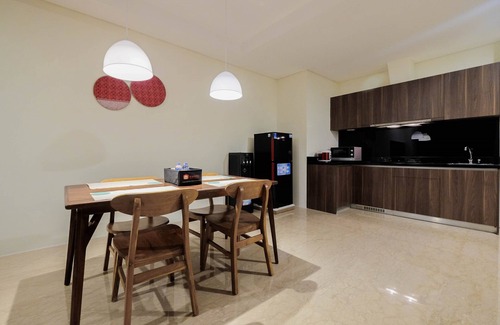 Pancoran Apartment | 2BR Pancoran L'Avenue Comfy Apartment