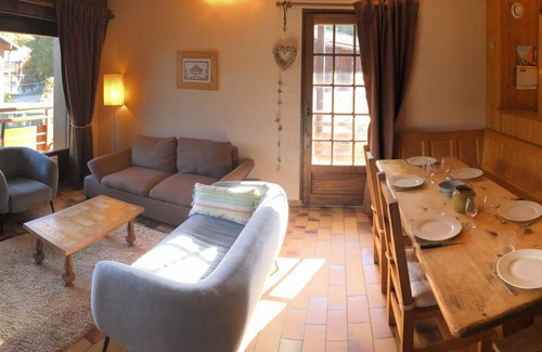 Le Bettex Apartment | 2nd floor, view mountain, balcony, parking, tv, 65m², Saint Gervais