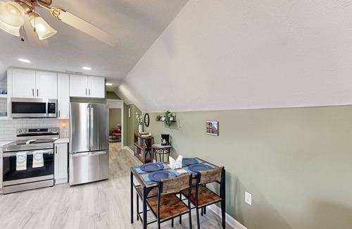 Cameron House | 2nd Floor Unit with shared pool, playground, & gym access
