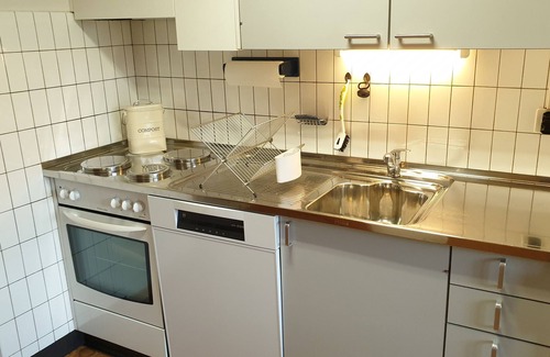 Unterseen Apartment | 3 1/2-apartment on the first floor, ideal for couples/families/very quiet!