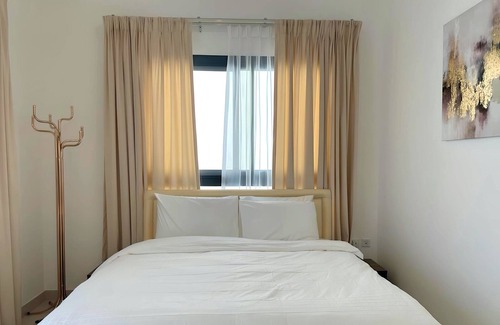 Al-Fujairah Villa | 3+1 Bed Al Dana Paradise Luxury Villas in Palm Fujairah with Sea View