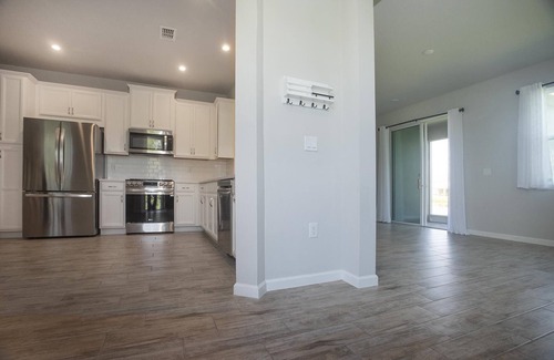 Braden River House | 3/3 Newly Built Luxury Townhome in Sky Acres
