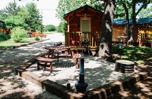 Neal House | #3 - Amish Built Log Cabin Fishing Hunting Camping cabin