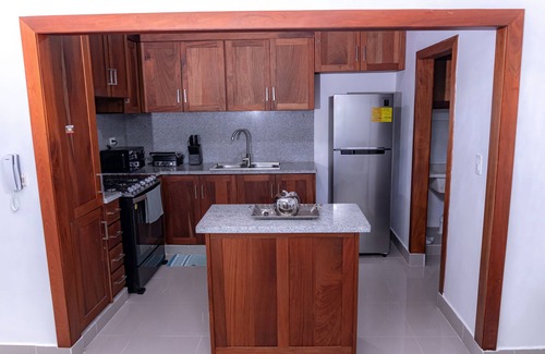 San Francisco de Macoris Apartment | 3 Bd apt | Hot water, AC, WIFI, TV, Pool, Parking.