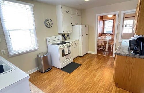 Guttenberg House | 3 bed, 1 bath house in Guttenberg Iowa on The Mississippi River, Sleeps 6