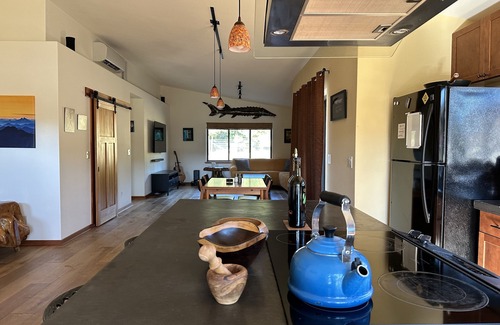 White Salmon House | 3 bed/2 bath Home in Columbia Gorge Paradise!