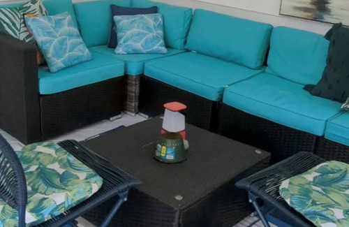 Cocoa House | 3 bed/2 bath house with tropical backyard, pool, fenced yard, hammock