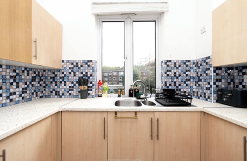 Winchester Apartment | 3 Bed Apartment with Cathedral Views and Free City Centre Parking