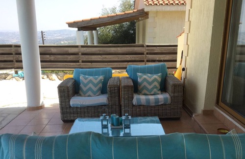 Polemi Villa | 3 Bed Detached Villa in Polemi, Paphos. Private Solar Heated Pool,Mountain Views