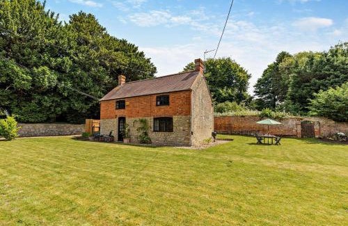 Gawcott House | 3 Bed in Bicester 94701