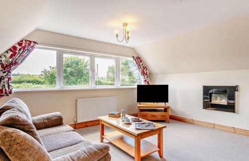 Broadwoodkelly House | 3 Bed in Crediton WAIE1