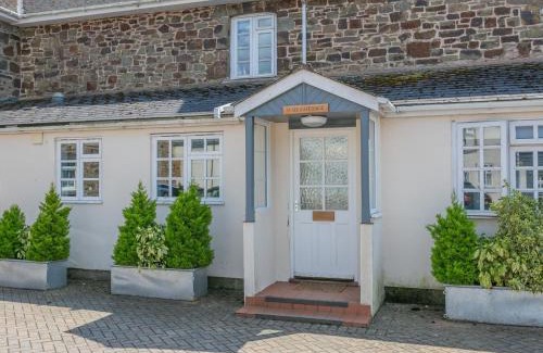 Broadwoodkelly House | 3 Bed in Crediton WAIEC