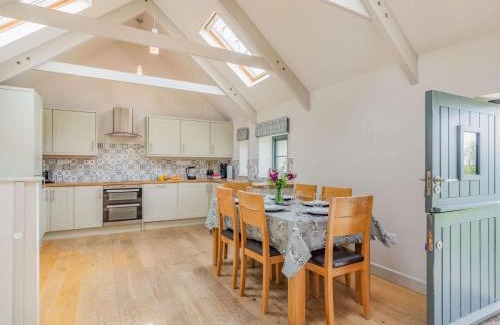 Saint Erth Praze House | 3 Bed in Hayle 78551
