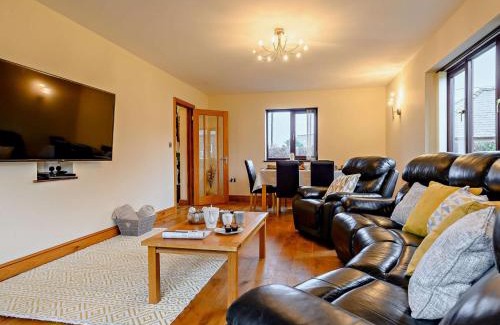 Kinnerton House | 3 Bed in Kington 90768