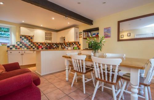 Holworth House | 3 Bed in Osmington DC053