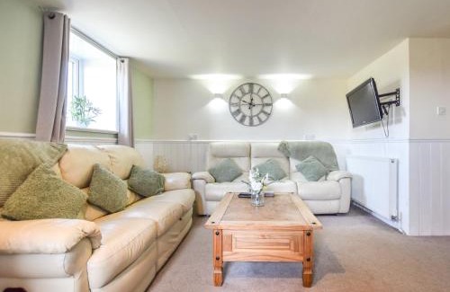 Newton-on-Rawcliffe House | 3 Bed in Pickering 88958
