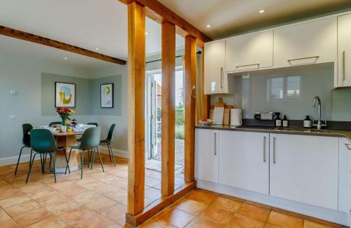 Knodishall House | 3 Bed in Saxmudham 89691