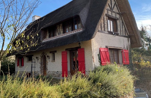 Saint-Leger-en-Yvelines House | 3 Bedroom Private vacation home in Saint-Léger-en-Yvelines