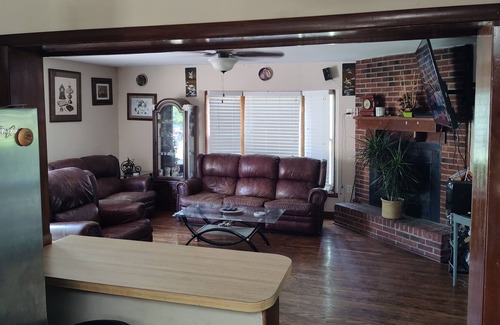 Jeffersontown House | 3 bedroom, 1.5 bathroom house.