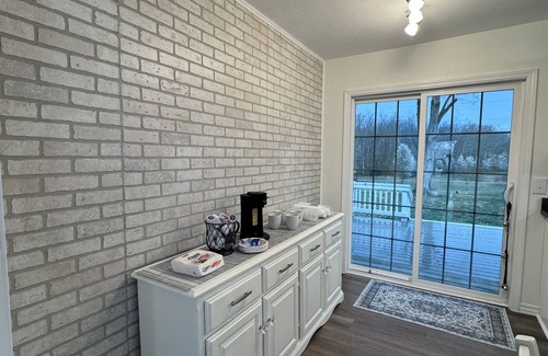 West Plains House | 3 Bedroom 1 Large Bath, w/Fenced Back Yard!n3 Miles from West Plains!